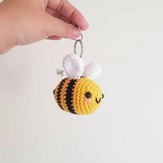 Honey bee keychain