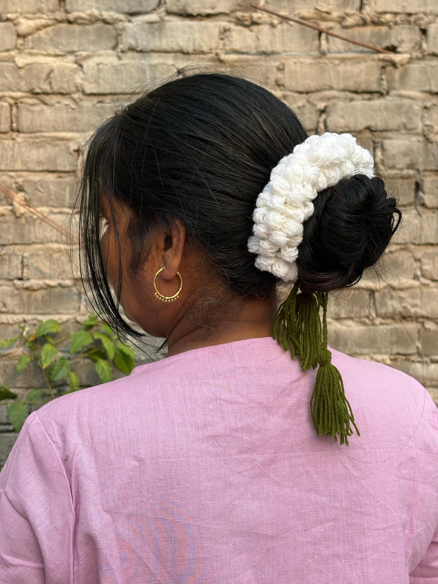 White Gajra