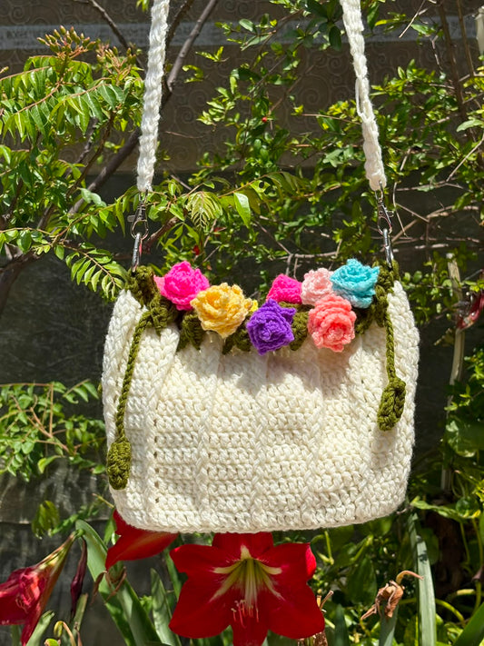 Multicolour rose bag white with leather base