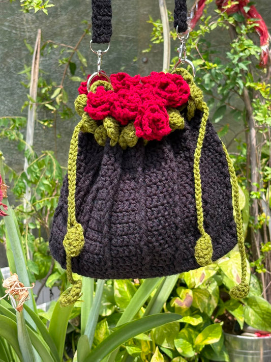 Rose bag black with leather base